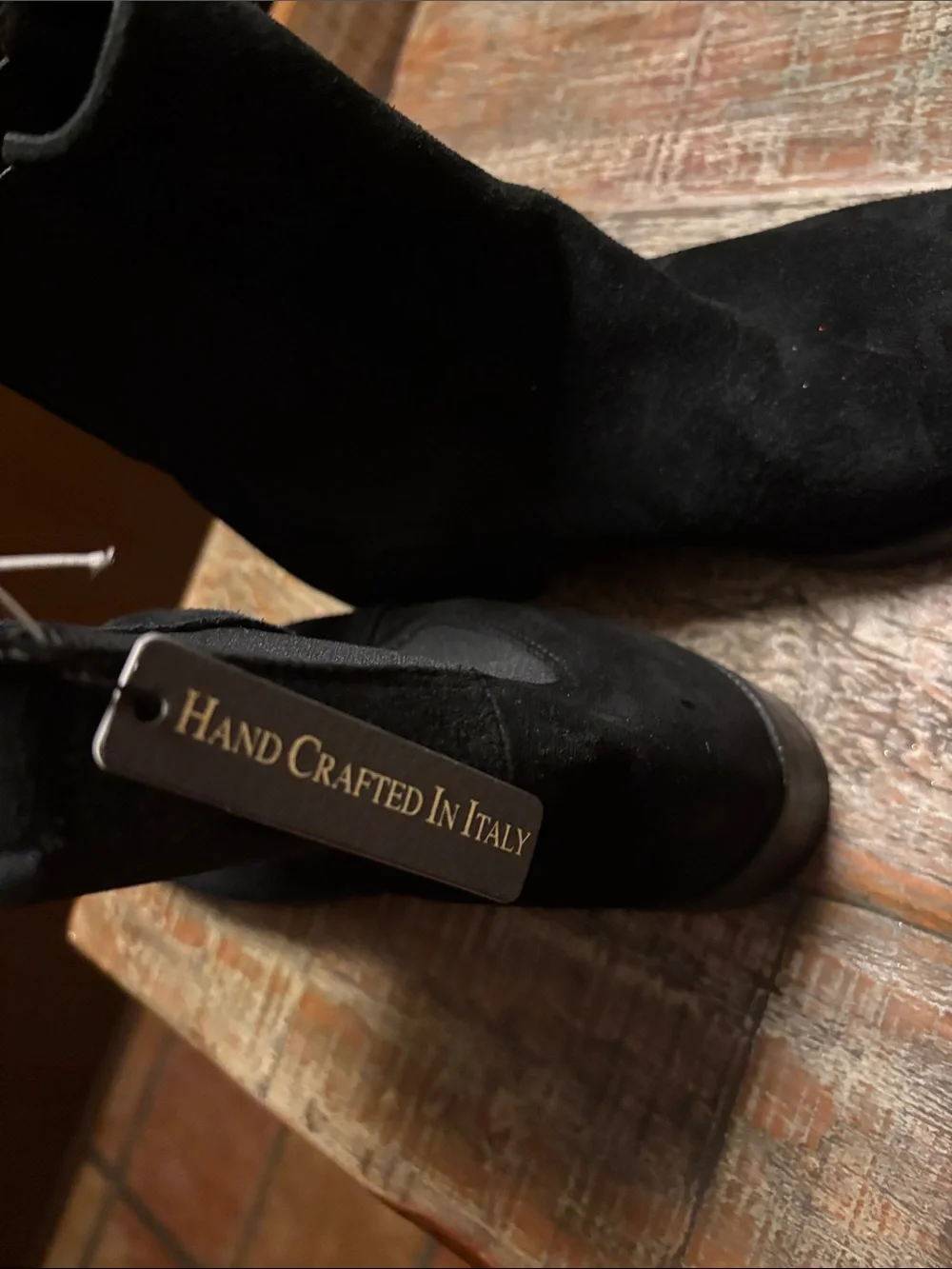 Emanuele Crasto timeless black